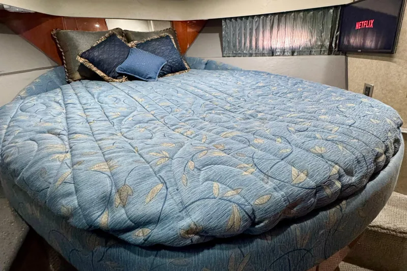 40 Formula Pc Yacht Photos Pics Luxurious 2006 Formula 40 PC cabin with cozy bed and Netflix-ready TV.