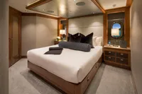 Lower Deck King Guest Stateroom