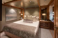 Lower Deck King Guest Stateroom