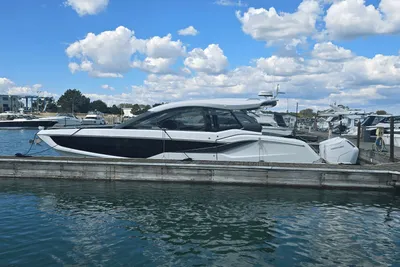 Galeon 375 GTO
