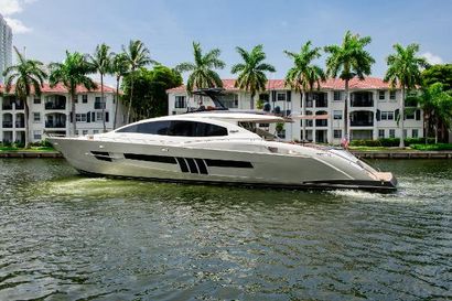 2010 92' Lazzara Yachts-LSX 92 Miami, FL, US