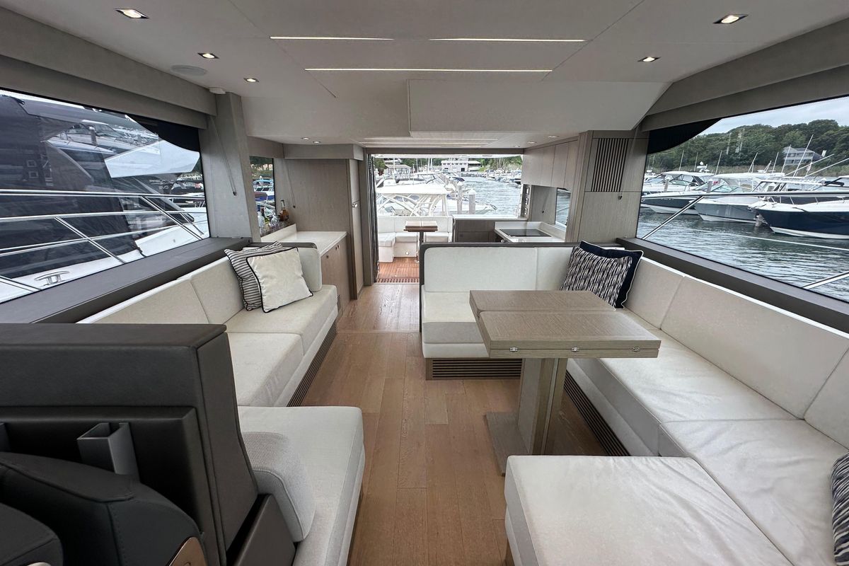 2018 Sunseeker 52 