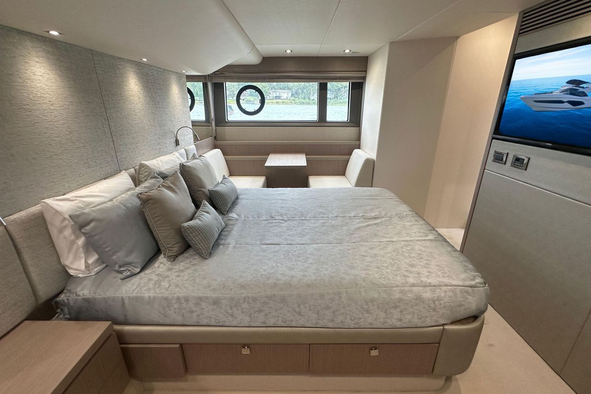2018 Sunseeker 52 