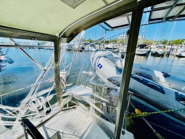 2010 Catalina 445