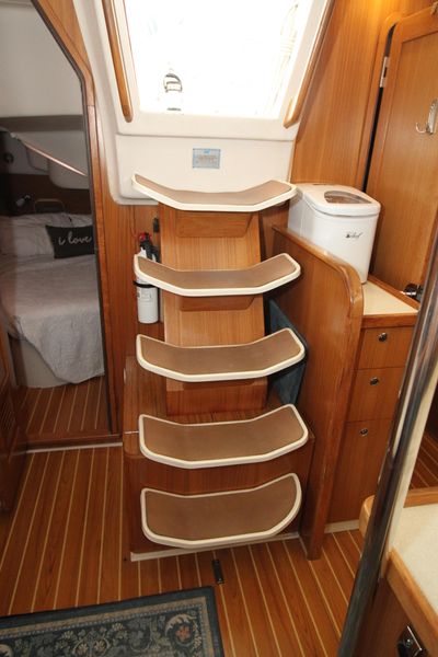 2010 Catalina 445
