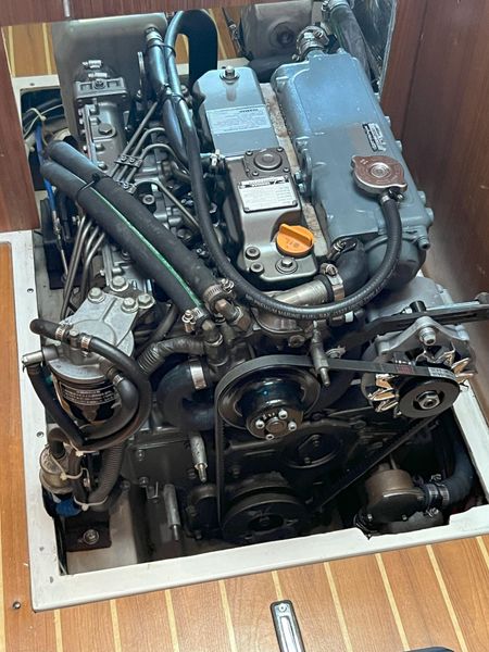2010 Catalina 445
