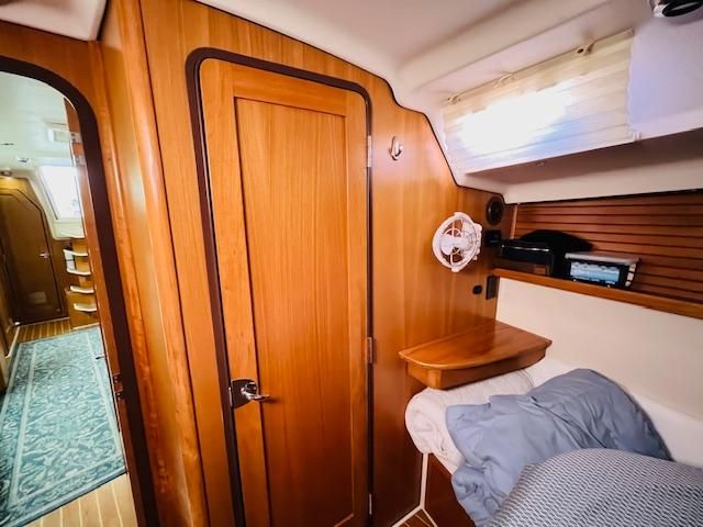 2010 Catalina 445