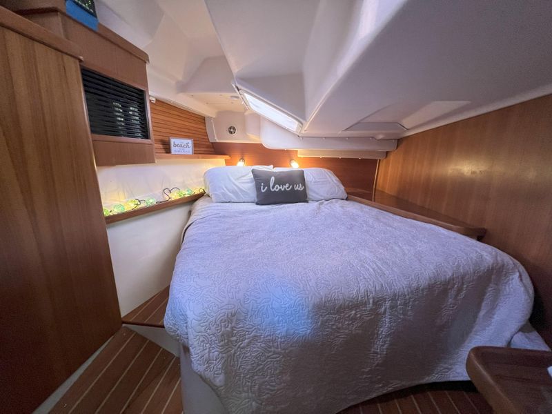 2010 Catalina 445