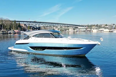 Riviera 4600 Sport Yacht Platinum Edition