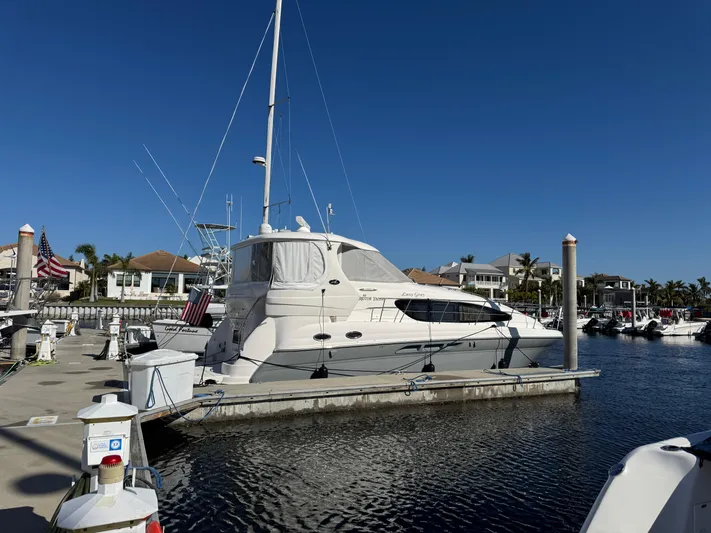 Lazy Gray Yacht Photos Pics 