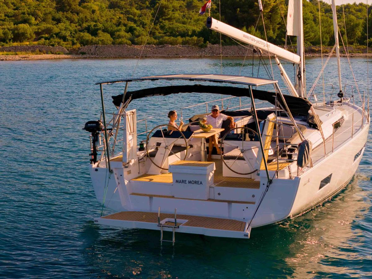 2025 Hanse 45 
