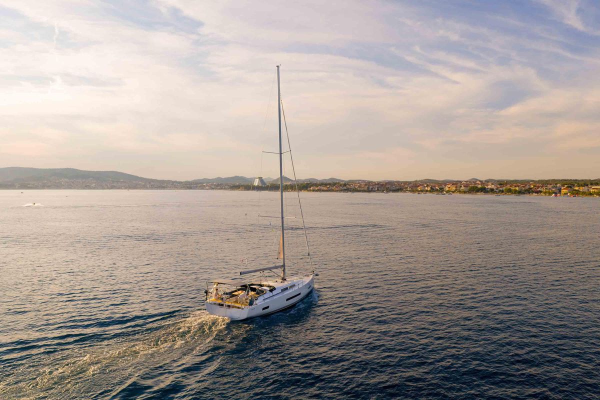 2025 Hanse 45 