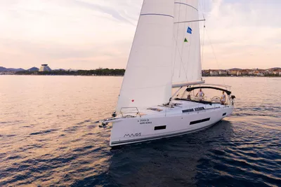 2025 Hanse 460