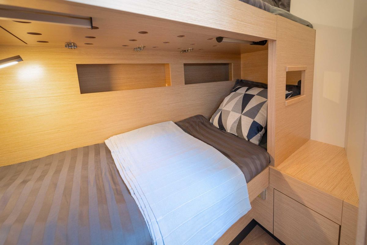 2025 Hanse 45 