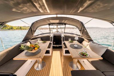 Yacht