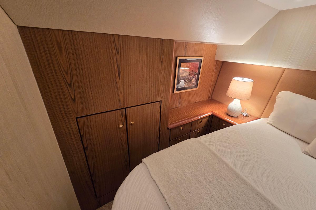 2007 Ocean Yachts 46 