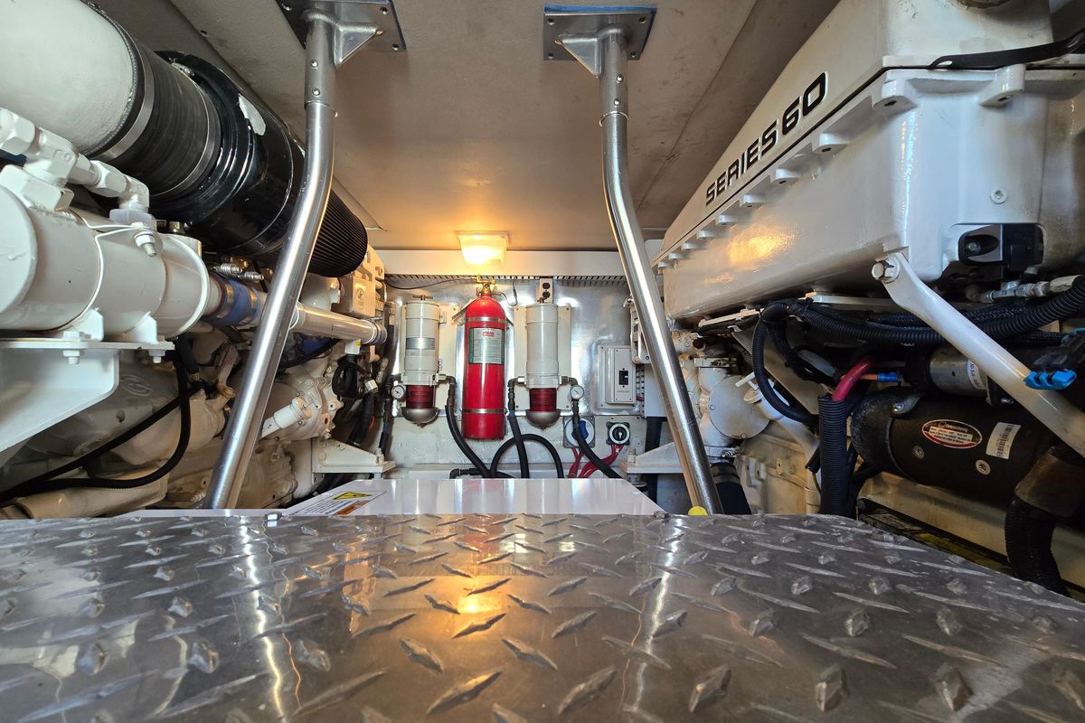 2007 Ocean Yachts 46 