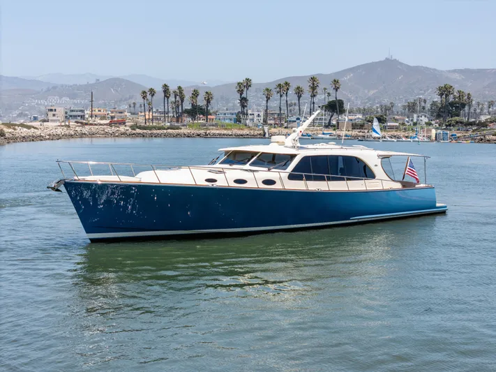 Margin Yacht Photos Pics 