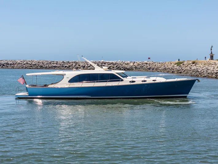 Margin Yacht Photos Pics 
