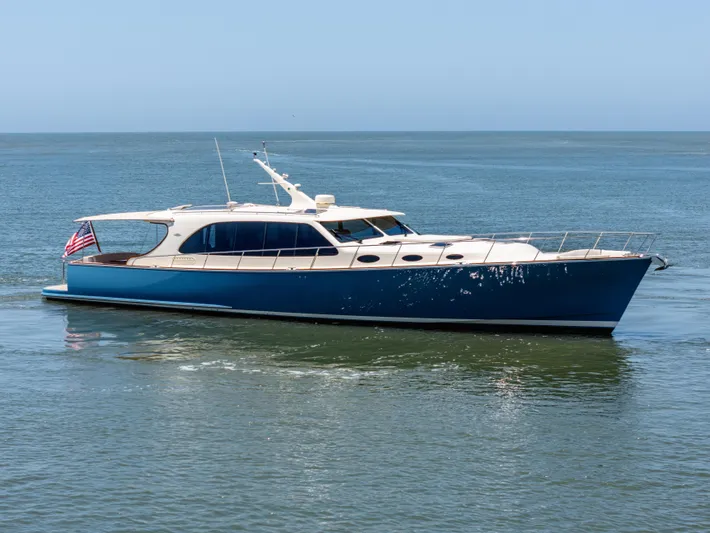 Margin Yacht Photos Pics 