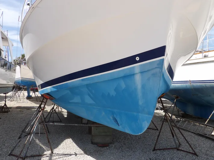 Pen Shell Yacht Photos Pics 