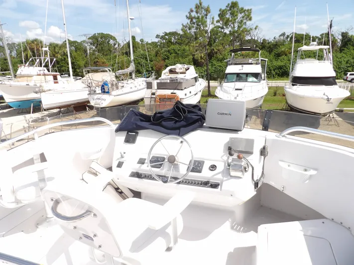 Pen Shell Yacht Photos Pics 