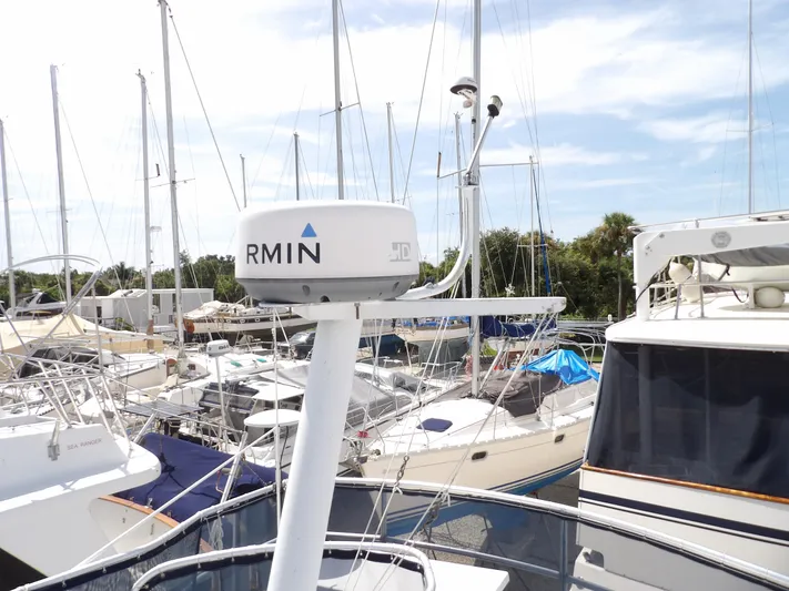 Pen Shell Yacht Photos Pics 