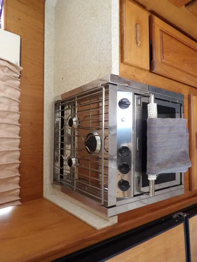 Pen Shell Yacht Photos Pics 