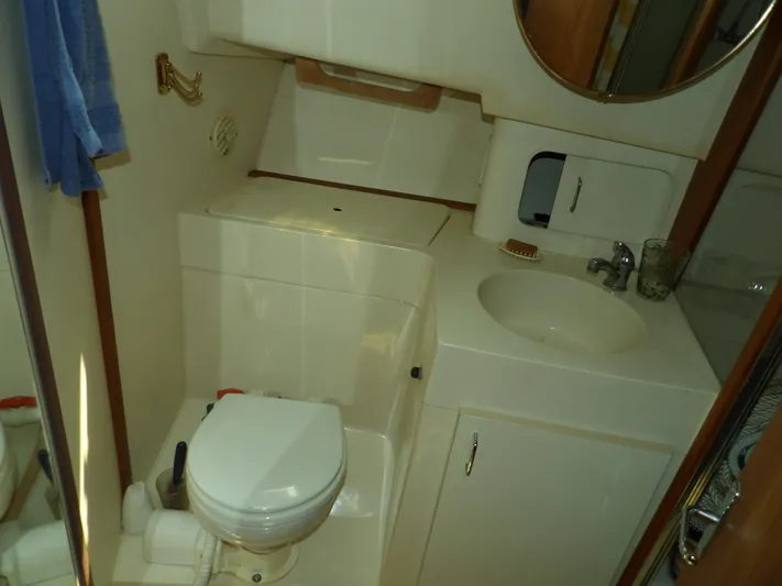 Pen Shell Yacht Photos Pics 