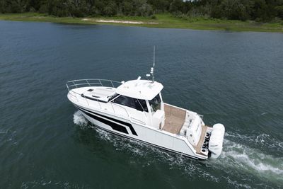 Yacht