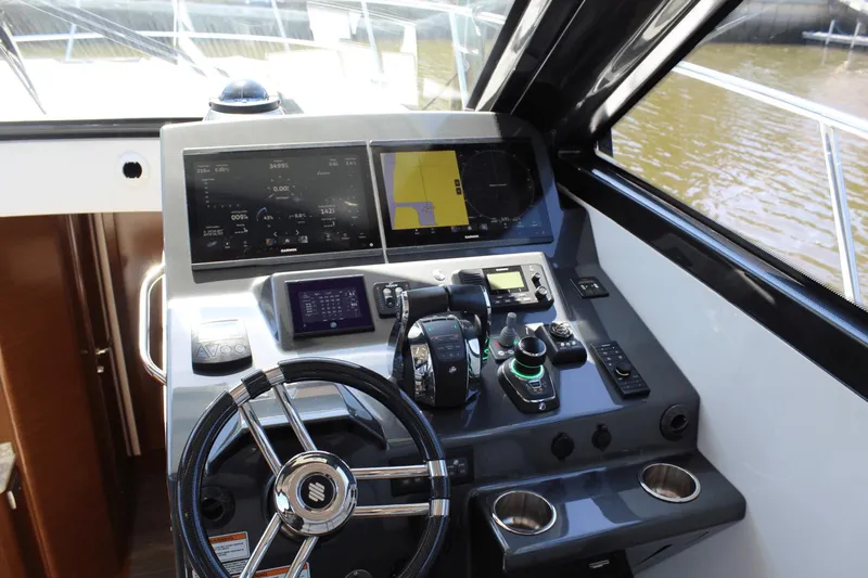 Dream Weaver Yacht Photos Pics 