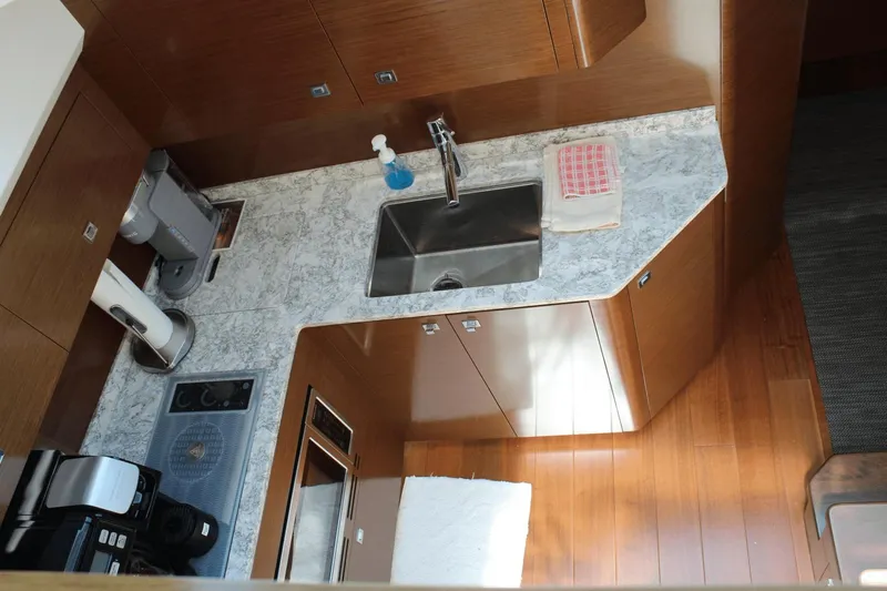 Dream Weaver Yacht Photos Pics 