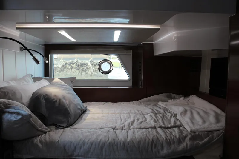 Dream Weaver Yacht Photos Pics 