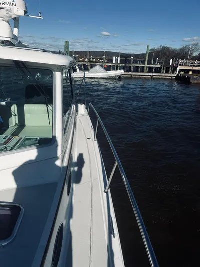 34 Back Cove Yacht Photos Pics 