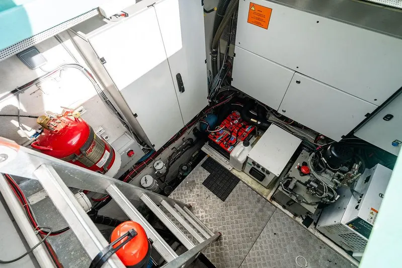 Island Majesty Yacht Photos Pics 