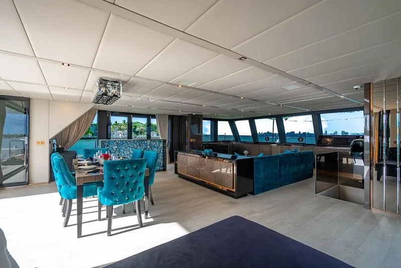 Island Majesty Yacht Photos Pics 