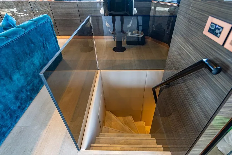 Island Majesty Yacht Photos Pics 