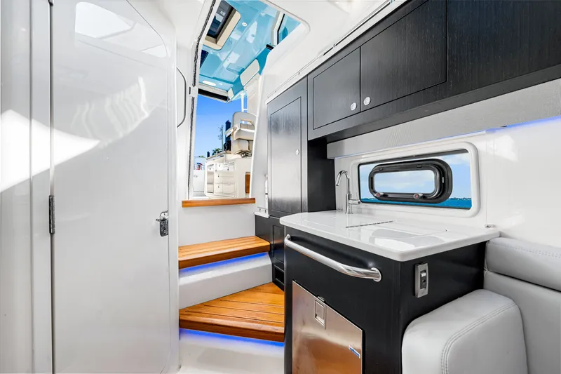 The Long Way Yacht Photos Pics 