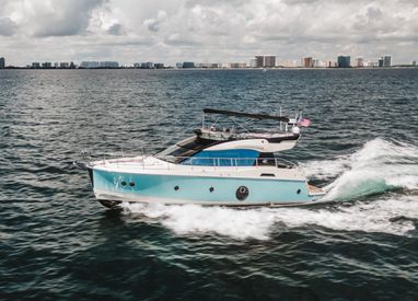 2015 50' Beneteau-Monte Carlo 5 Fort Lauderdale, FL, US