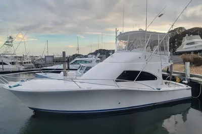 2005 Luhrs 41 Convertible
