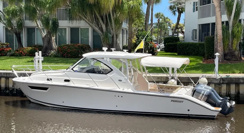 False Echoes Yacht Photos Pics Pursuit 32 False Echoes- Profile