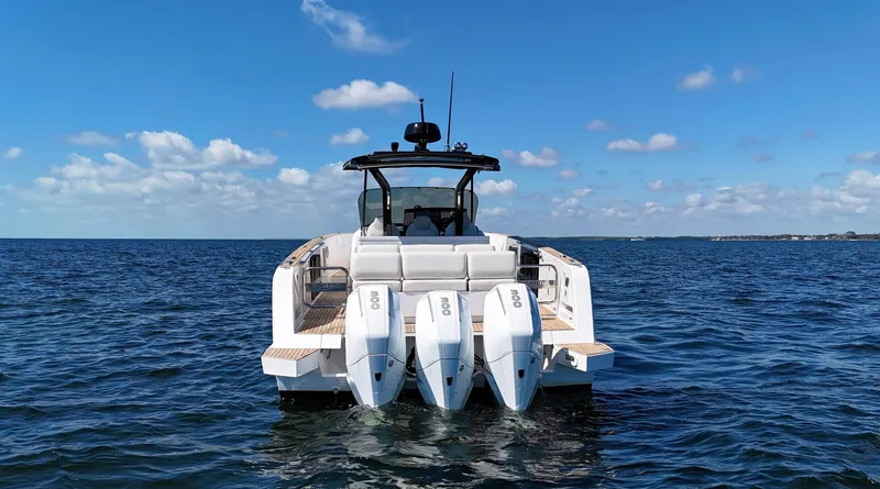  Yacht Photos Pics 2020 Pardo Yachts 38 with triple outboard engines on open water.