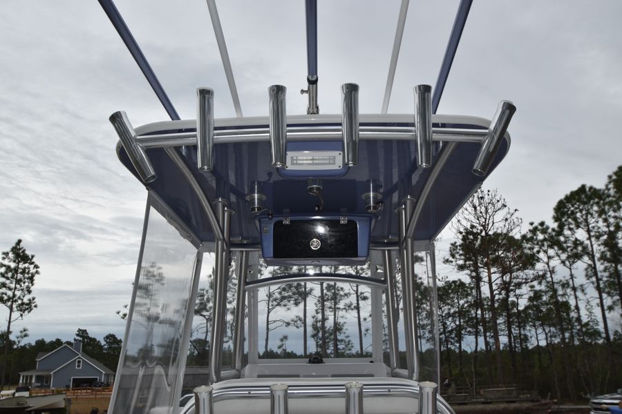 1985 Mako 25 Center Console