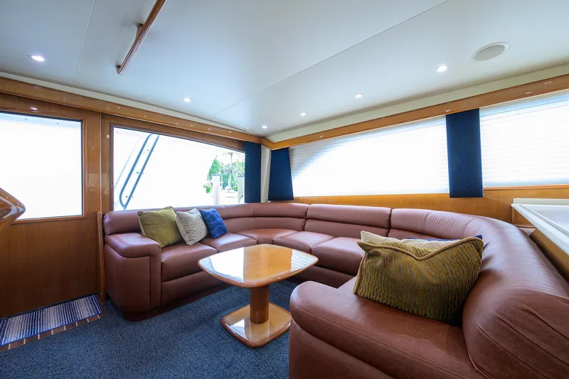 Night Bird Yacht Photos Pics Viking 61 Night Bird - Interior Salon