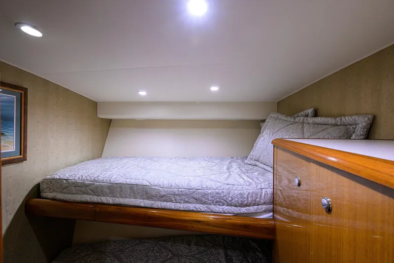 Night Bird Yacht Photos Pics Viking 61 Night Bird - Interior Forward Starboard Stateroom