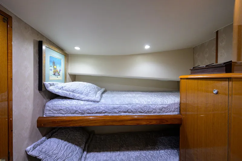 Night Bird Yacht Photos Pics Viking 61 Night Bird - Interior Mid Stateroom