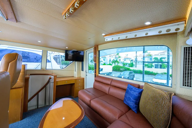 Night Bird Yacht Photos Pics Viking 61 Night Bird - Interior Flybridge