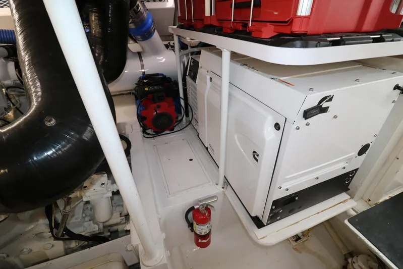 Night Bird Yacht Photos Pics Viking 61 Night Bird - Generator