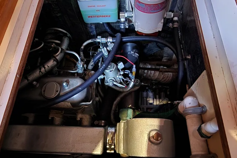 Karma Yacht Photos Pics 