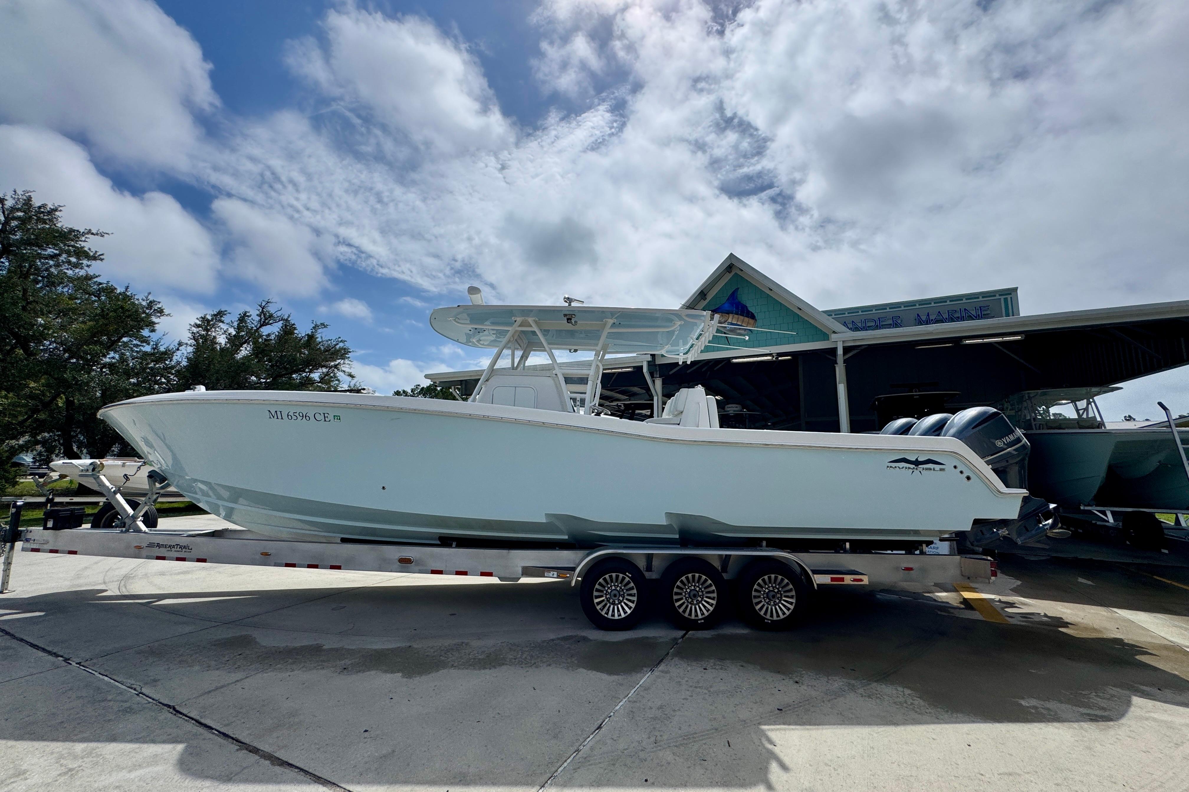 Invincible 39 Open Fisherman